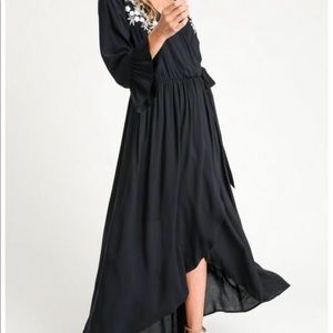 Black split sleeve wrap dress w embroidered floral